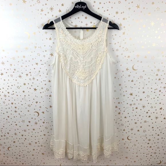 Altar'd State Dresses & Skirts - Altar’d State | White Lace Flowy Boho Dress Large